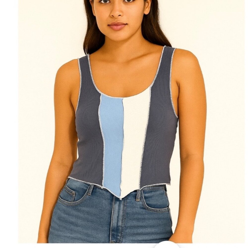 Hollister~Color Block Tee~Cropped~ Summer~Y2K Size L - Picture 1 of 11